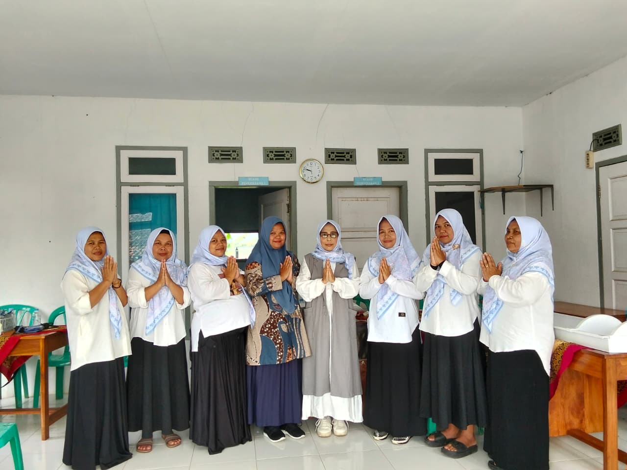 Berita Kegiatan Posyandu di Desa Malongpong: Pemberdayaan Kader Puskesmas di Blok Cimara
